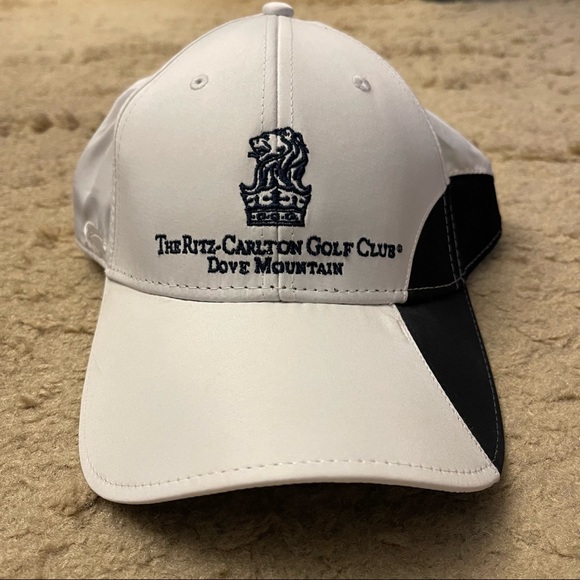 Pukka Accessories Bnwot Ritz Carlton Golf Club At Dove Mountain Hat